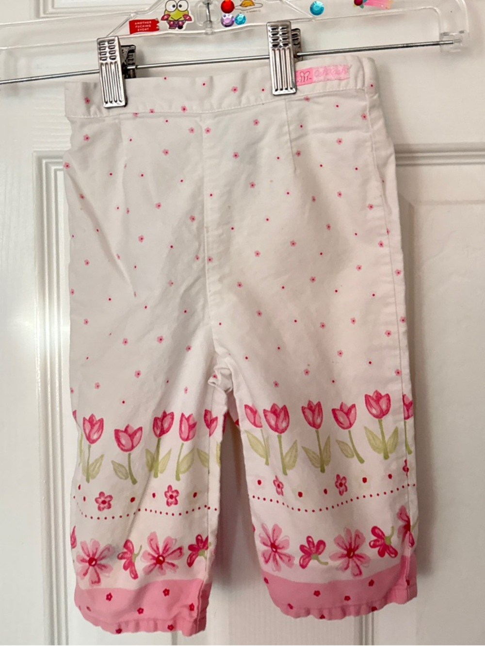 OshKosh B'gosh Cream Capri Pants with Pink Floral Dots